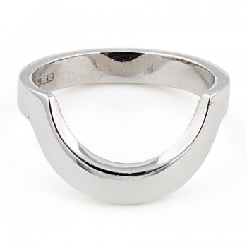 18ct white gold 5.1g Wishbone Ring size L